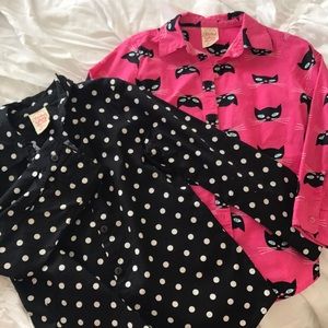 bundle of two cute button up shirts.